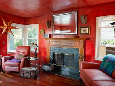 1115 N Avenue 63, Los Angeles, CA, 90042
