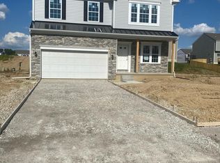 1154 Cunningham Ave, Pataskala, OH 43062