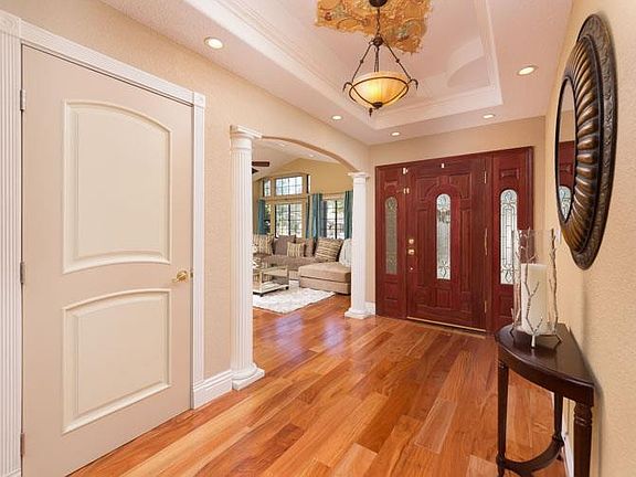 4th image of 932 Portswood Cir