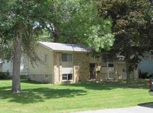 490 N Moffet Ave, Decatur, IL 62522