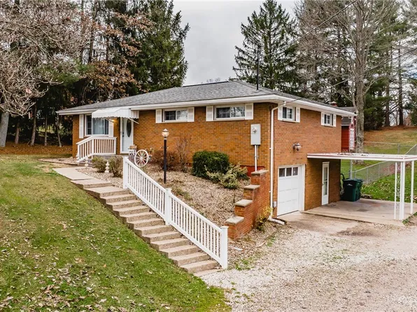 1911 McGill Rd, Belpre, OH 45714