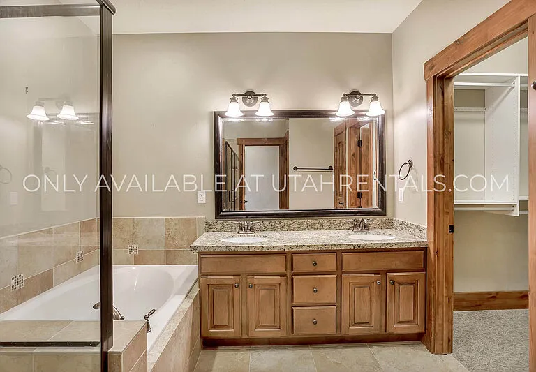 13412 N Alexis Dr — Photo 16