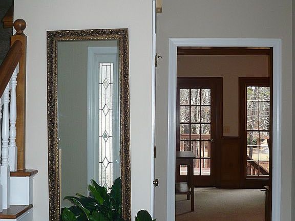 3rd image of 645 Winthrop Way SE