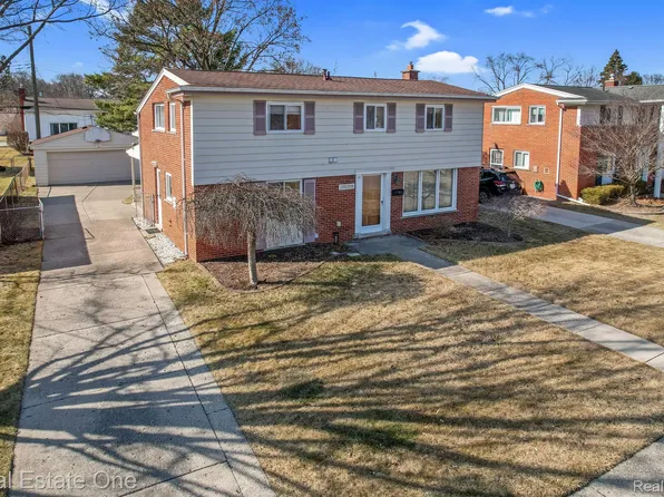 19285 Osmus St, Livonia, MI 48152