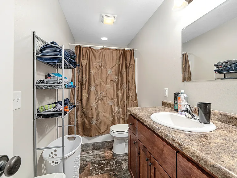1030 N Main Ave #C — Photo 19