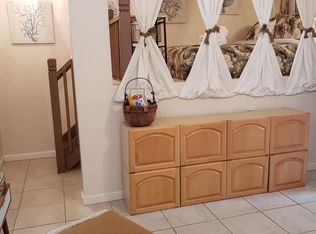 1605 SW 25th St #4, Fort Lauderdale, FL 33315