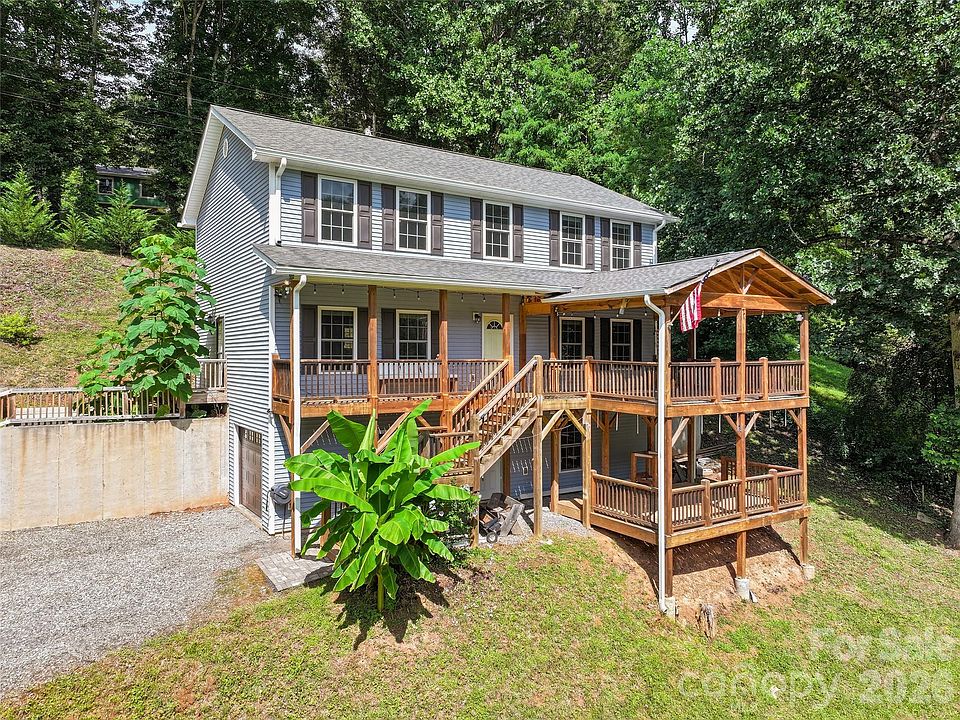1st image of 133 Shadow Oak Ln