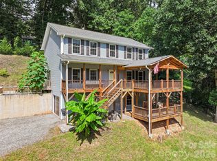 133 Shadow Oak Ln, Clyde, NC 28721