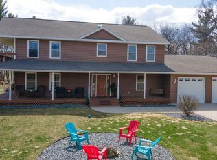 N6274 Valley Circle Rd, Plainfield, WI 54966