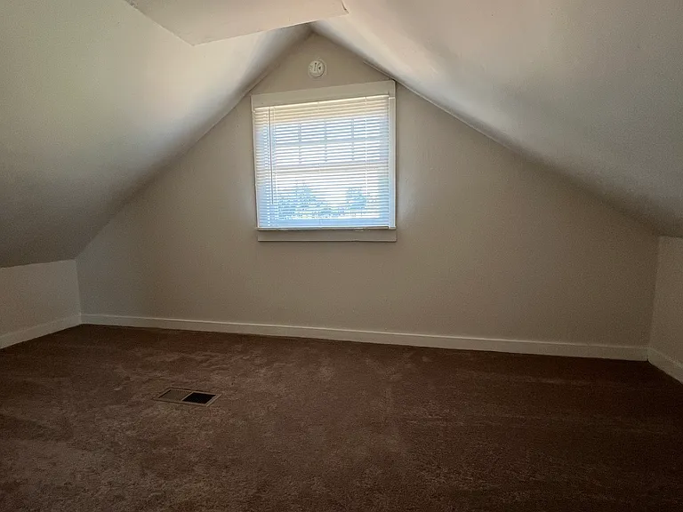 209 Sunnyside Ave — Photo 28