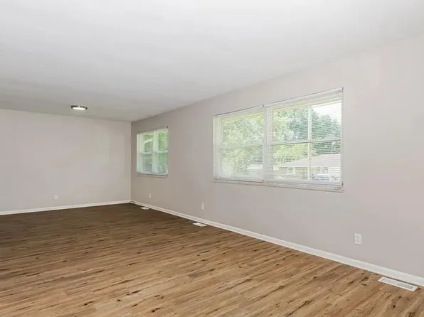 5462 Autumn Pl, Dayton, OH 45414