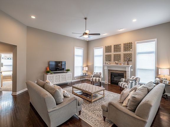 3rd image of 2039 Stonewater Dr