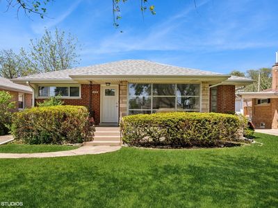 6718 Church St, Morton Grove, IL, 60053