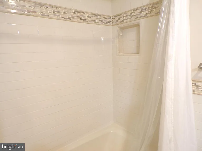 5915 Parkridge Ln — Photo 20