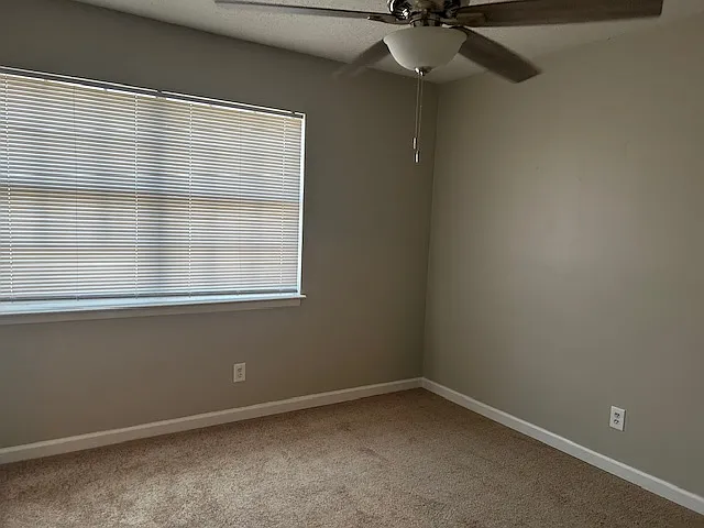Bowmanor Garden Apartments — Photo 47
