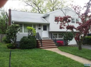 218 Merritt Ave, Bergenfield, NJ 07621