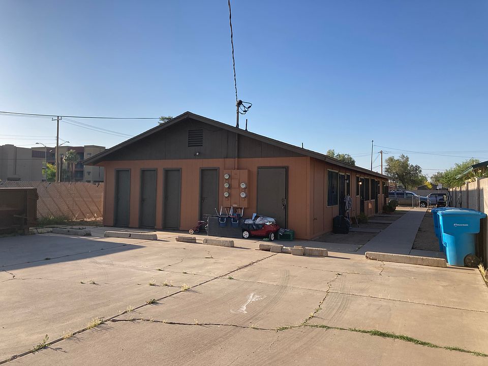 Outdoor storage closet at on site parking lot.
