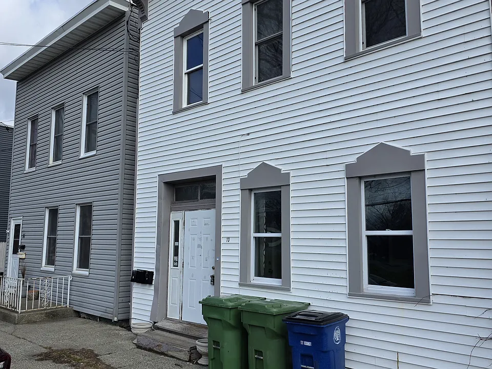 13 Reservoir St #2