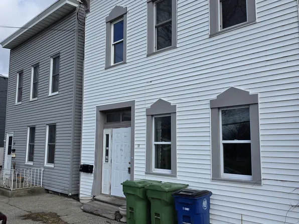13 Reservoir St #2, Cohoes, NY 12047
