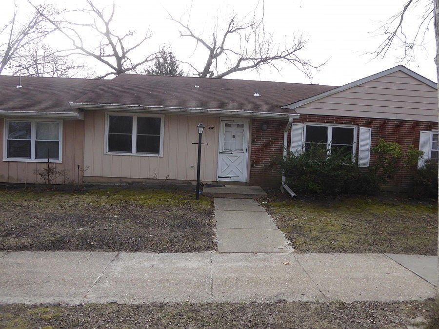 1st image of 85C Dorchester Dr