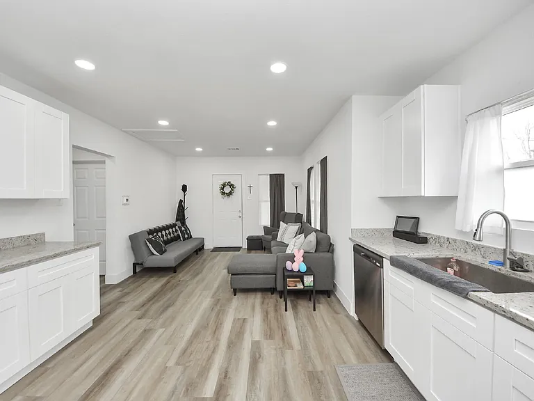 3029 Beulah St — Photo 25
