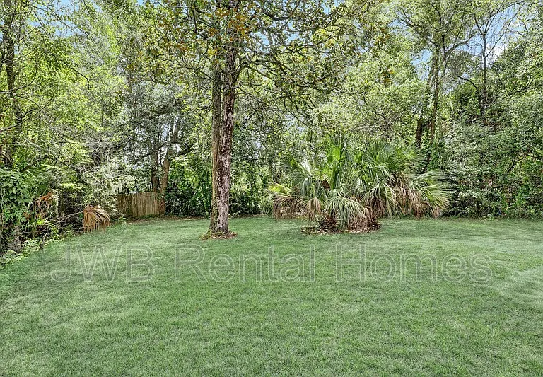 6863 W Virginia Ave — Photo 13