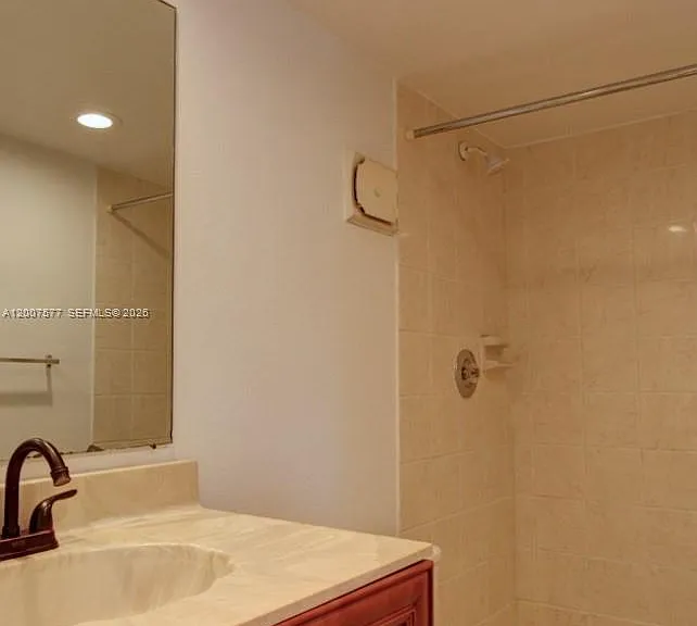 8020 SW 17th Pl #3-5 — Photo 4