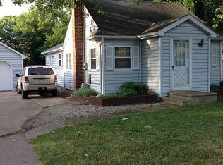 551 Armstrong Rd, Lansing, MI 48911