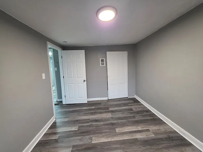 505 Harker St — Photo 13