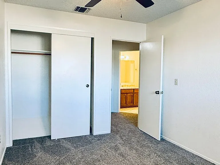 247 E Upjohn Ave — Photo 14