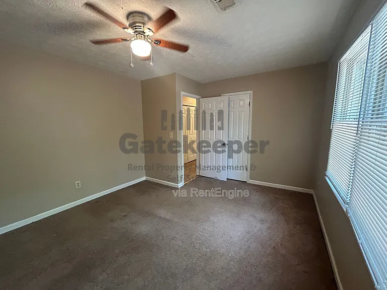 210 Buckeye Ln — Photo 9