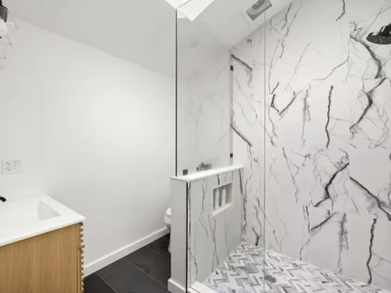 319 W Arrellaga St #1/2 — Photo 16