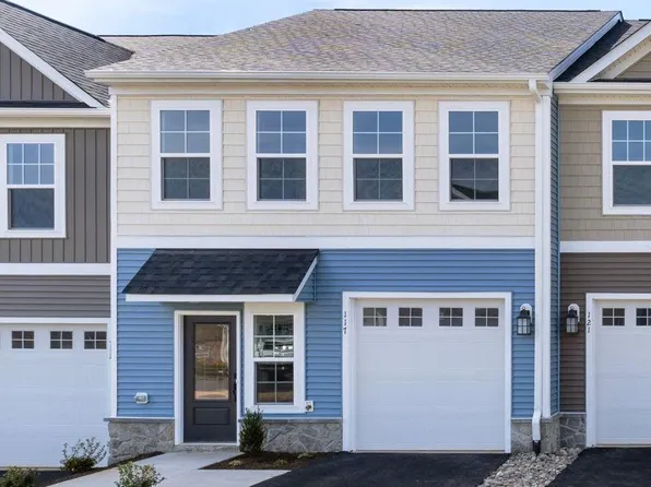 209 Sunbird Ln, Waynesboro, VA 22980