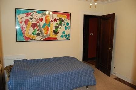 3rd image of 4541 Fairmount Ave