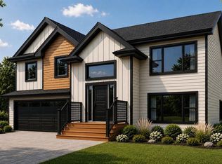 43 Swansea St, Conception Bay South, NL A1W4S9