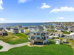 11 Chandler St, Old Saybrook, CT 06475