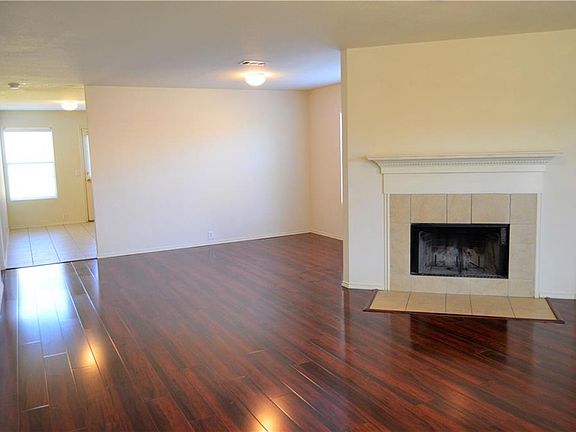3rd image of 4604 Rhone Dr