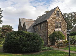 1017 Wellington Rd, Jenkintown, PA 19046