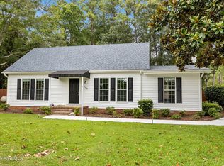 3319 Country Club Rd, Morehead City, NC 28557