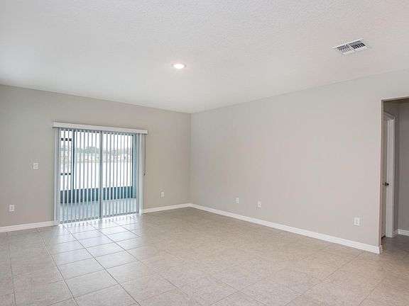 4th image of 3987 Sagefield Dr