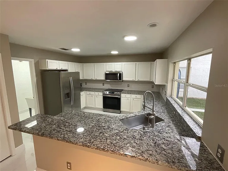 13668 Crystal River Dr — Photo 7