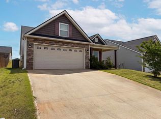 282 Highland Springs Loop, Inman, SC 29349