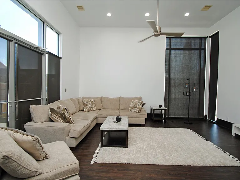 4118 Floyd St #A — Photo 19