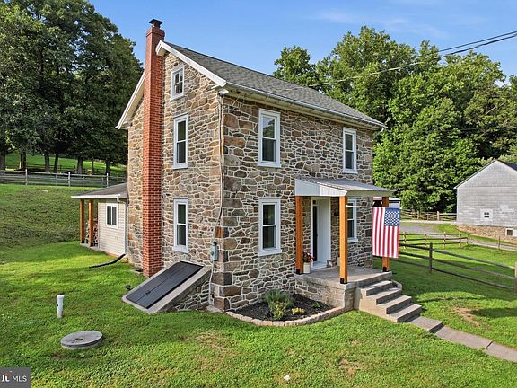 2nd image of 4126 Pricetown Rd