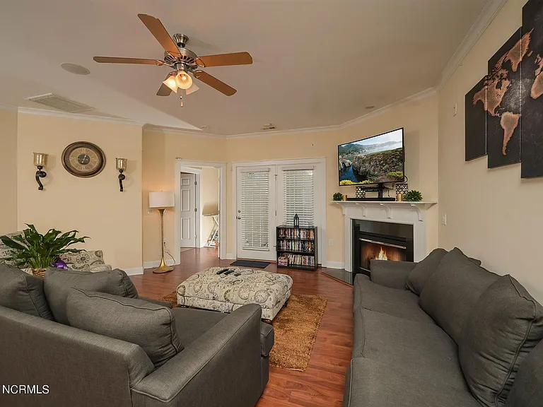 4041 Bluebill Dr #6 — Photo 7