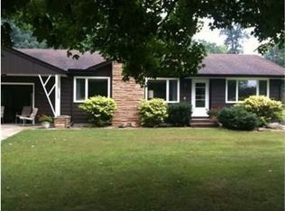 2163 E Warren Woods Rd, Buchanan, MI 49107