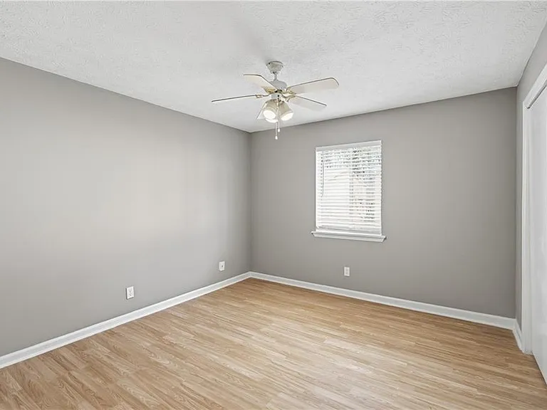 2388 Lawrenceville Hwy #D — Photo 12