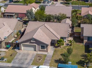 1102 Wake Ave, El Centro, CA 92243