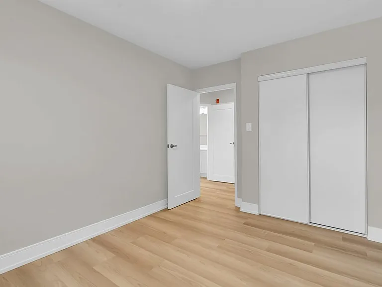 163 Macgregor Cres — Photo 11