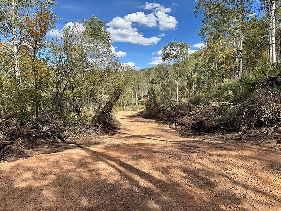 2nd image of 117 Echo Creek